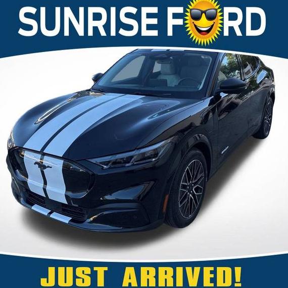 FORD MUSTANG MACH-E 2025 3FMTK3R77SMA08732 image FORD MUSTANG MACH-E 2025 3FMTK3R77SMA08732 image